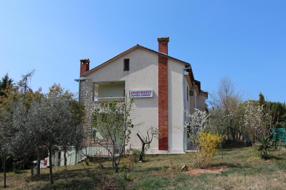 Apartments Sandra Rovinj Exterior photo