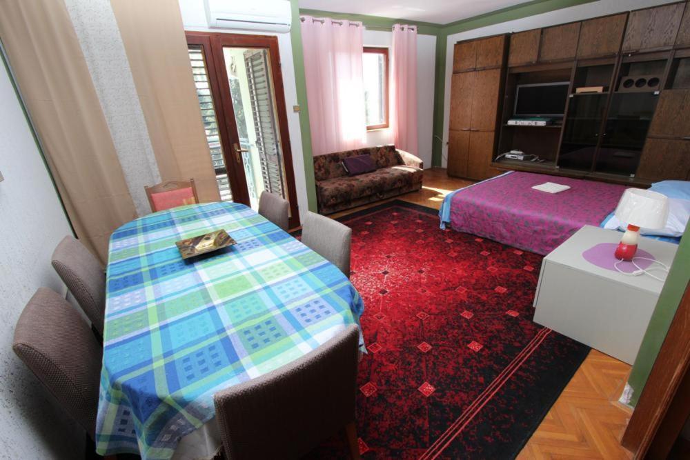 Apartments Sandra Rovinj Room photo