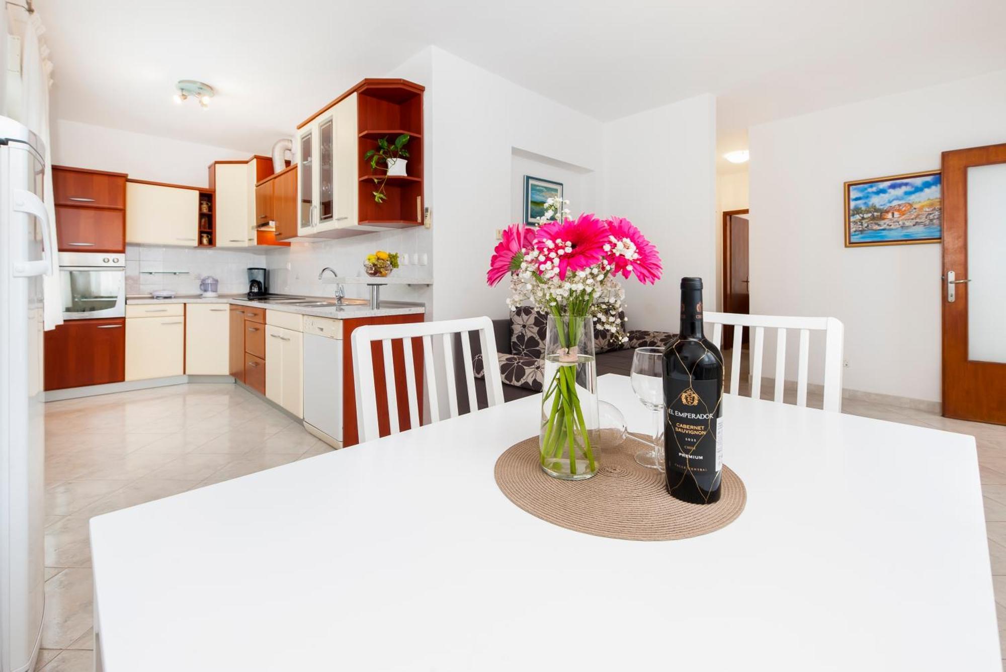 Apartments Sandra Rovinj Exterior photo