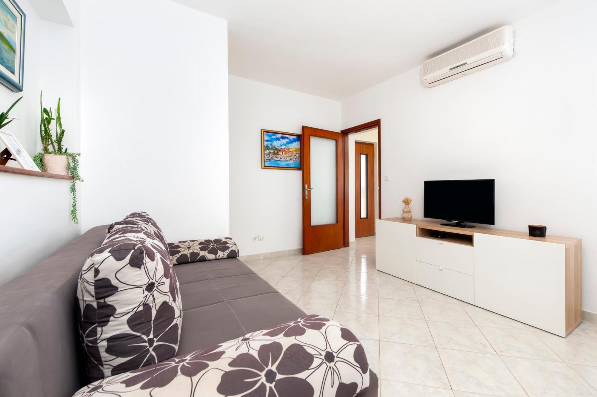 Apartments Sandra Rovinj Exterior photo